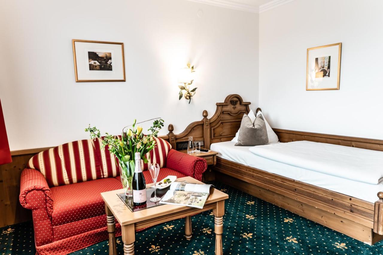 Hotel Hubertushof Anif Extérieur photo