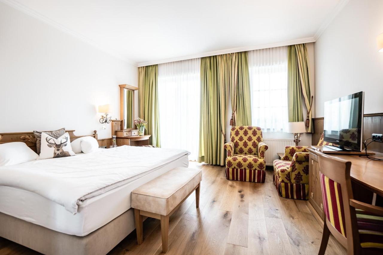 Hotel Hubertushof Anif Extérieur photo