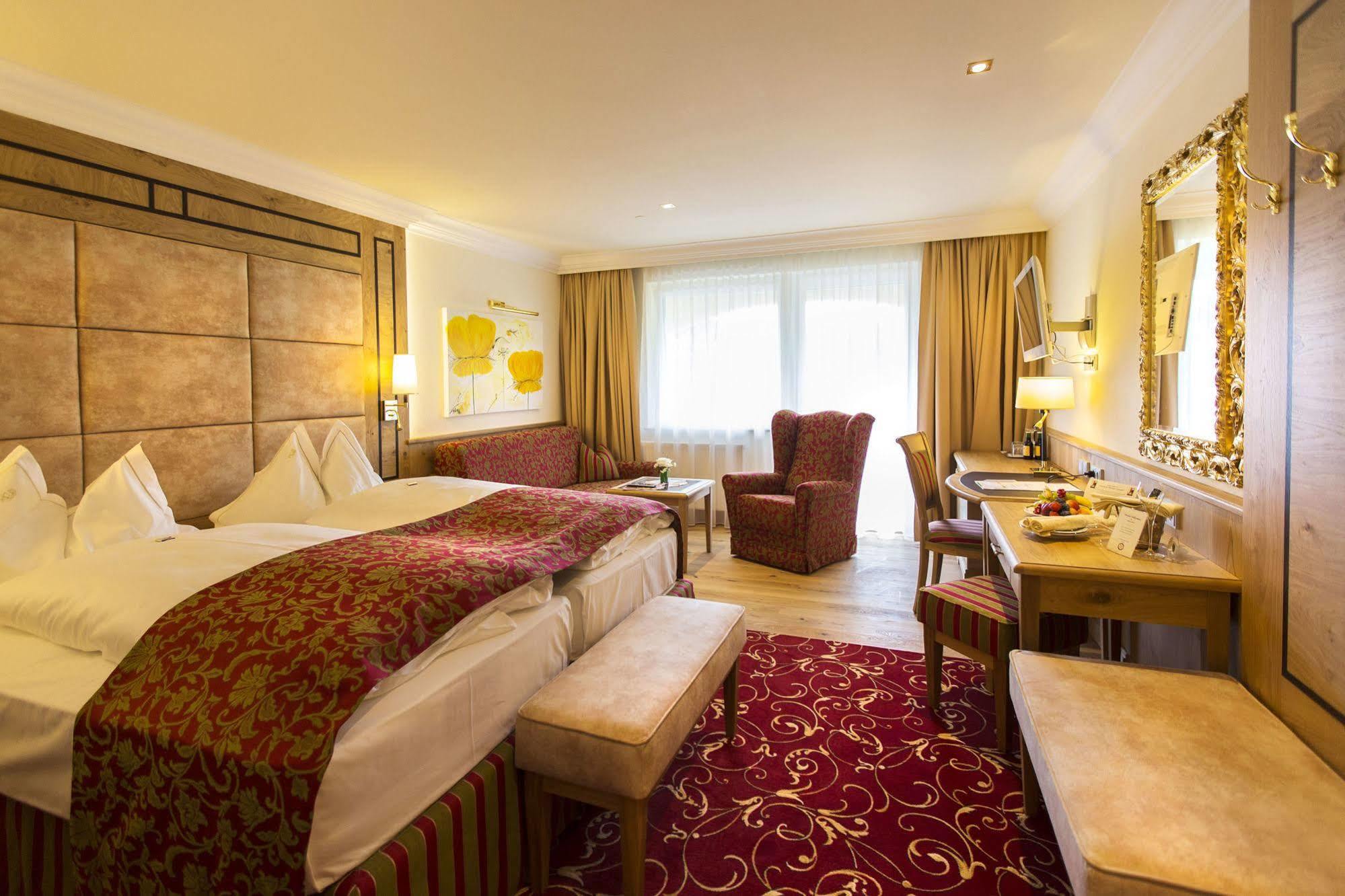 Hotel Hubertushof Anif Extérieur photo