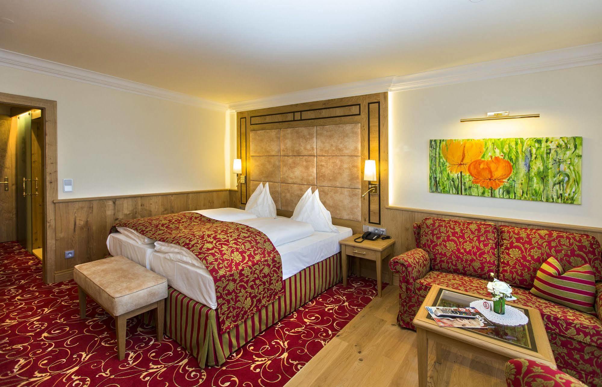 Hotel Hubertushof Anif Extérieur photo